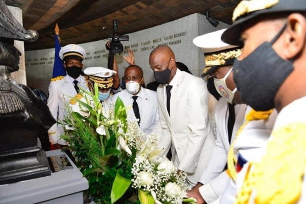 Le président Jovenel Moise évite le pont rouge pour une deuxième année consécutive (17 octobre 2020) - Jovenel Moïse, MUPANAH, Pont Rouge