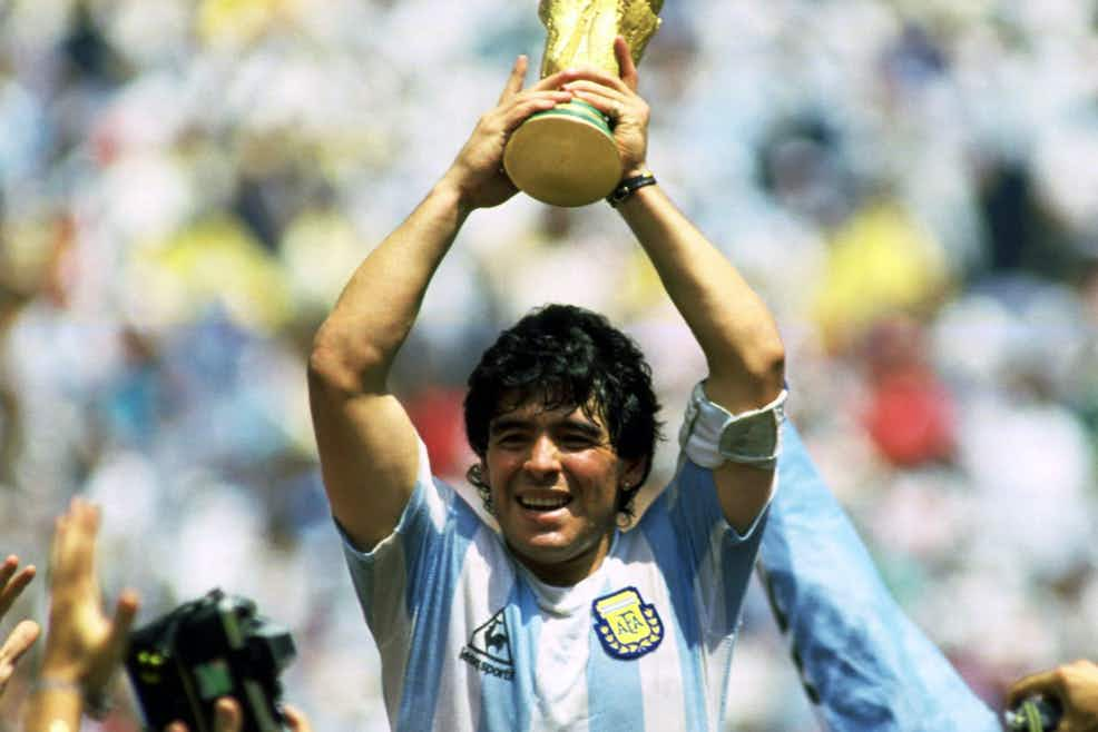 Décès : L'icône du football argentin Diego Armando Maradona est mort - Maradona