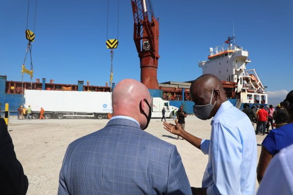 Renommée, la centrale électrique III de Carrefour est consacrée à Jovenel Moïse - Jovenel Moïse