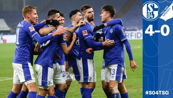 Foot- Bundesliga : Après 30 matchs sans victoire, le Schalke 04 renoue avec la victoire.  - Diego maradona, Lionel Messi