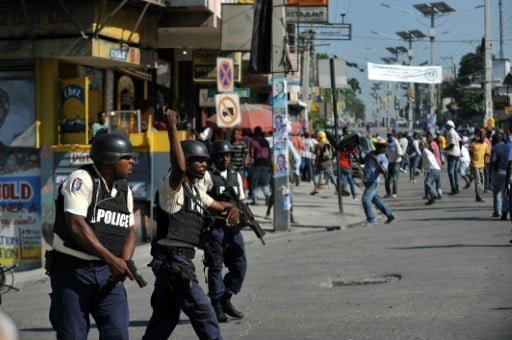 Répression policière : plusieurs manifestants blessés par balles  - André Michel