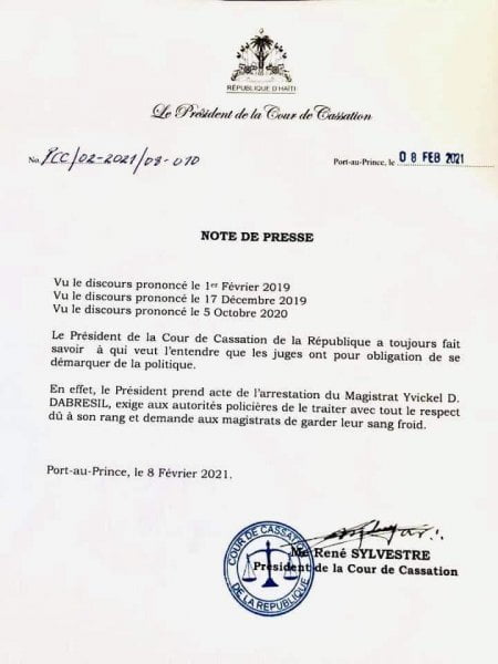 Le président de la Cour de cassation demande aux juges de se démarquer de la politique - Yvickel Dabrésil