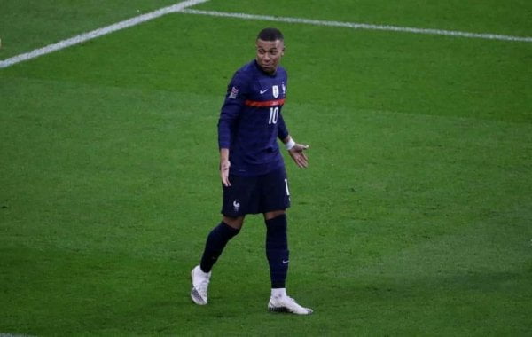 Euro 2021: Kylian Mbappé "élimine" l'équipe française en huitièmes sans avoir marqué un but - Kylian Mbappé