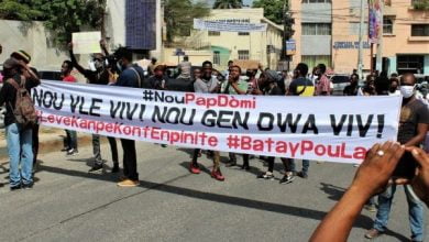 NOU PAP DÒMI invite la population haïtienne à s'opposer au nouveau gouvernement d'Ariel Henry - Nou pap Domi