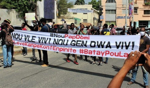 NOU PAP DÒMI invite la population haïtienne à s'opposer au nouveau gouvernement d'Ariel Henry - Ariel Henry, Nou pap Domi