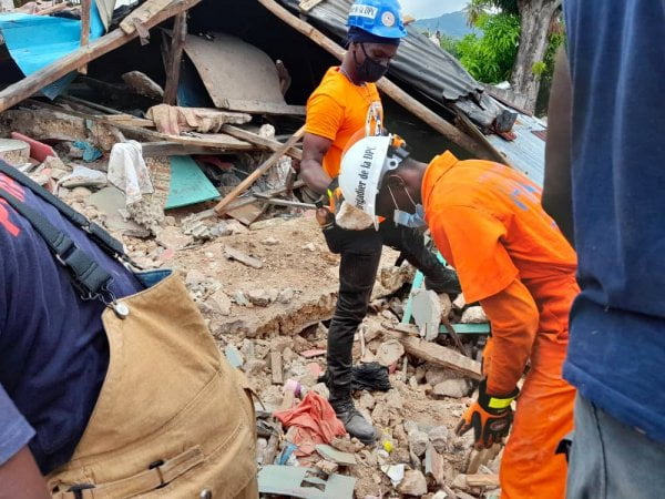 Haïti-Séisme: le bilan des victimes passe à environ 3 000 morts pour près de 13 000 blessés - Séisme