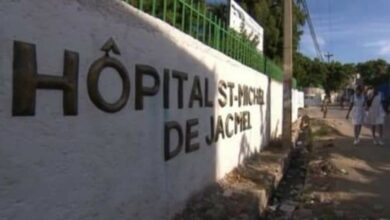 L'Hôpital Saint Michel de Jacmel paralysé pour réclamer 26 mois d'arriérés de salaire - Santé