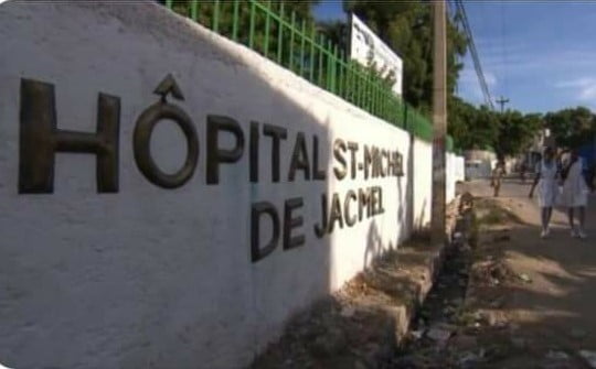 L'Hôpital Saint Michel de Jacmel paralysé pour réclamer 26 mois d'arriérés de salaire - Grève, Hôpital Saint Michel de Jacmel