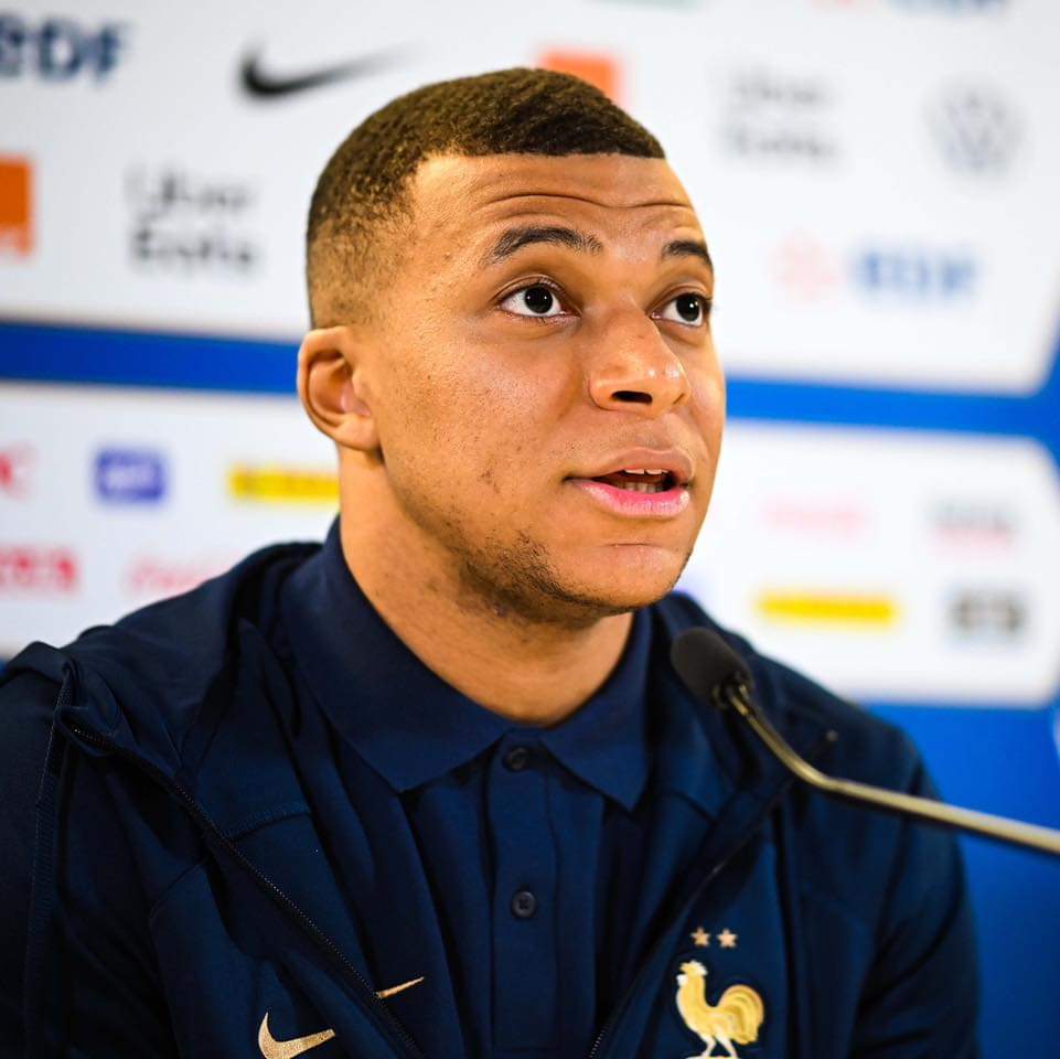 France: Kylian Mbappé appelle les jeunes à voter et à lutter contre les Extrêmes -