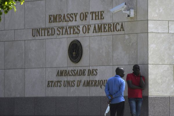 Diplomatie : Des journalistes séniors haïtiens humiliés par l'Ambassade des États-Unis - Garry Conille